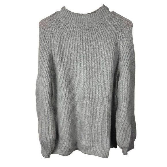 GUESS Mockneck Ultra-Soft Grey Ribbed Sweater Sz M EUC Lt Grey Long Sleeves - Picture 1 of 10
